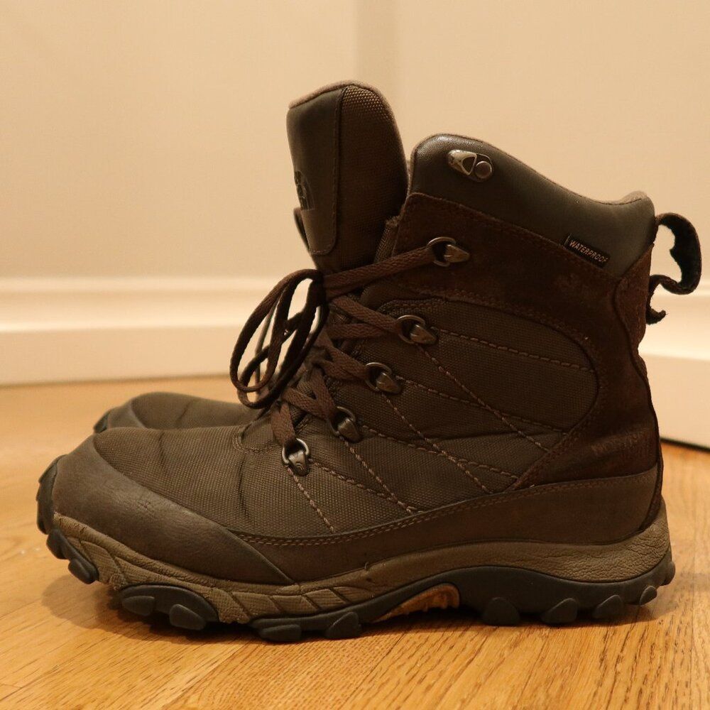 The North Face Chilkat Leather Boot 10 rugged outdoor Insulated hiking utility